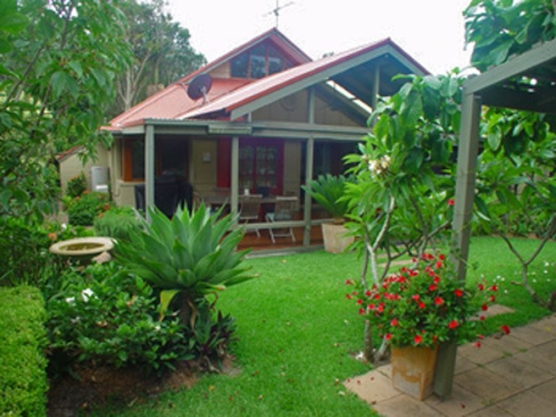 16 Three Points Avenue, Macmasters Beach NSW 2251