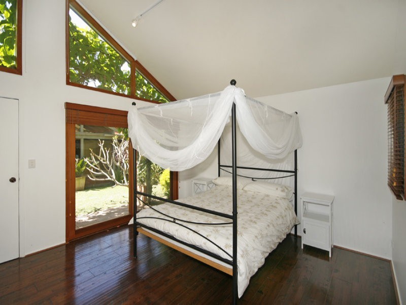 16 Three Points Avenue, Macmasters Beach NSW 2251