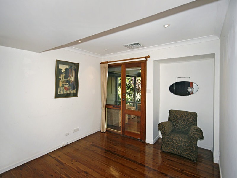 16 Three Points Avenue, Macmasters Beach NSW 2251