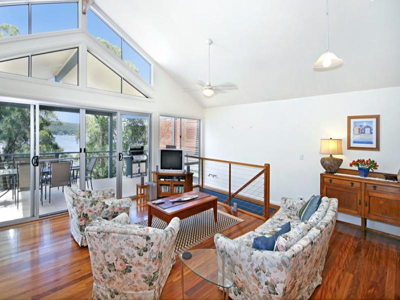 12 Fishermans Parade, Daleys Point NSW 2257