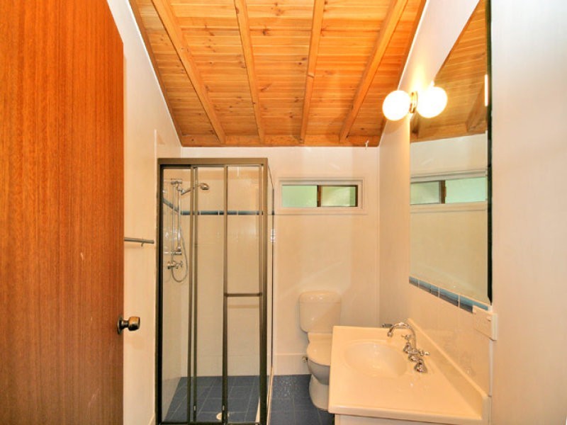 38 Heath Road, Hardys Bay NSW 2257