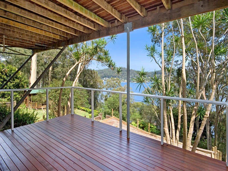 135 Heath Road, Pretty Beach NSW 2257