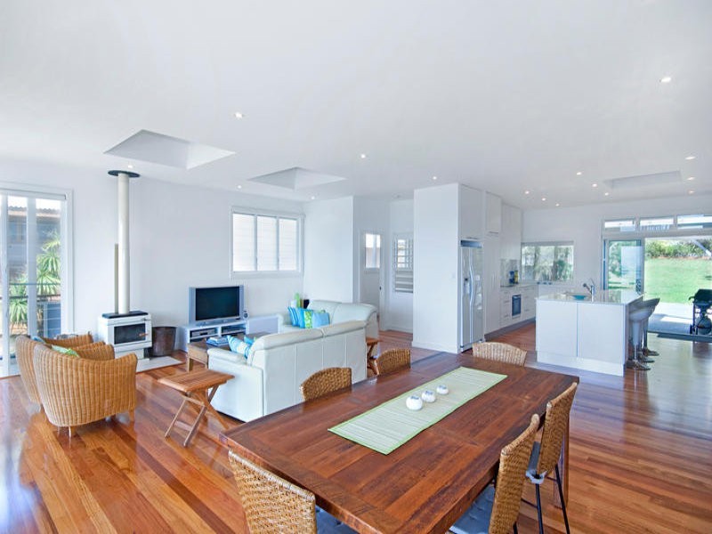 56 Beach Drive, Killcare NSW 2257