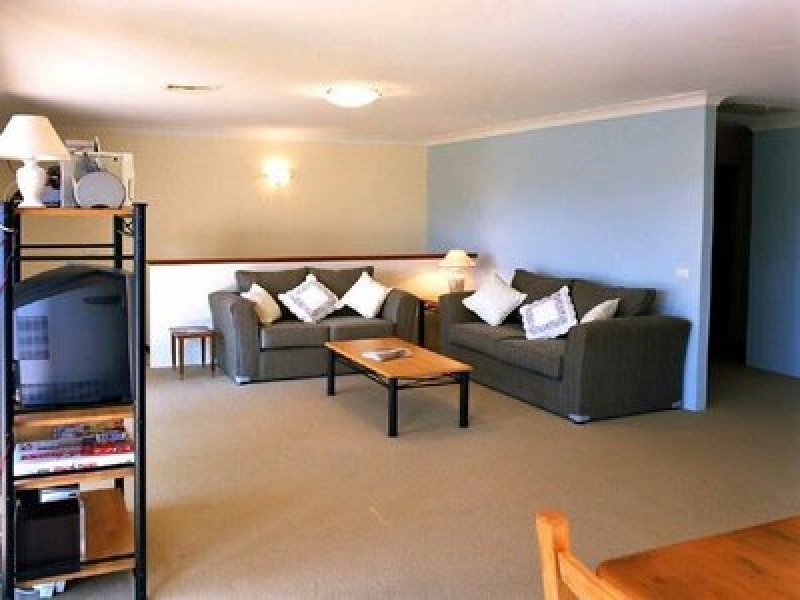 48 Heath Road, Hardys Bay NSW 2257