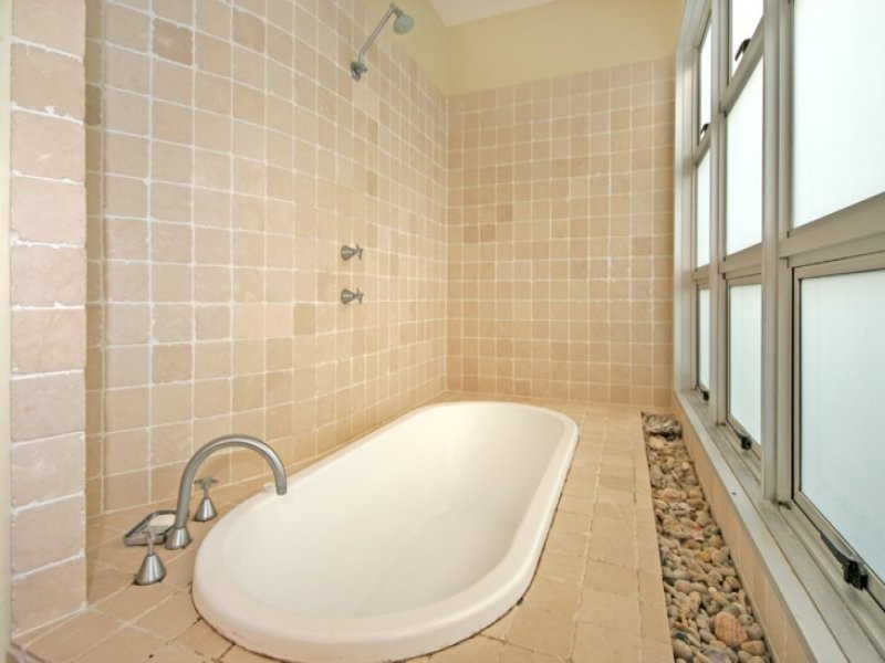 17 Beach Drive, Killcare NSW 2257