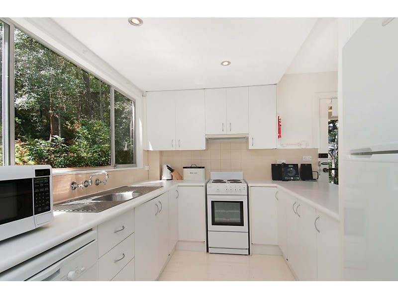 10 Anthony Crescent, Killcare NSW 2257