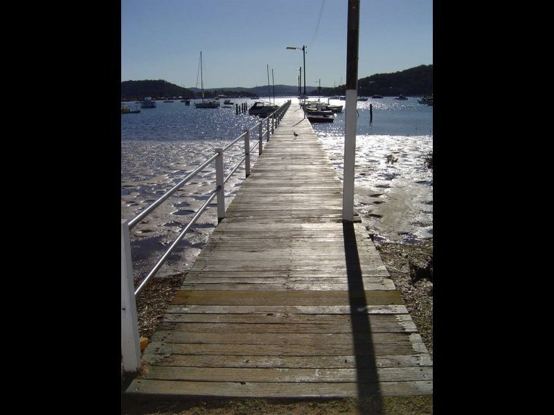 17 Venice Road, Pretty Beach NSW 2257