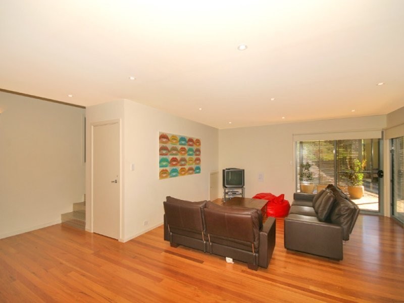 63 Heath Road, Hardys Bay NSW 2257