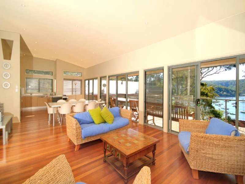 63 Heath Road, Hardys Bay NSW 2257