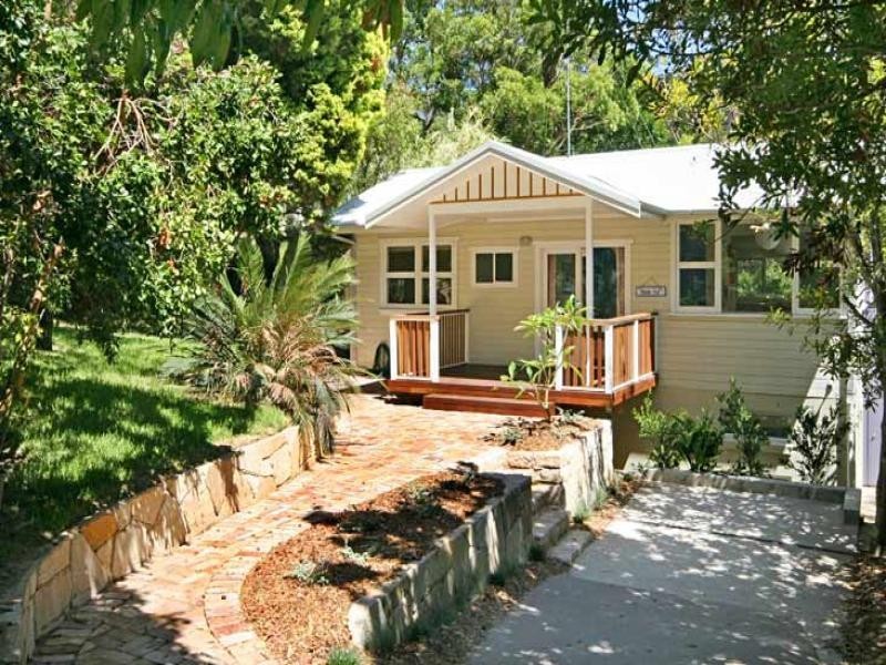 8 Tungarra Parade, Macmasters Beach NSW 2251