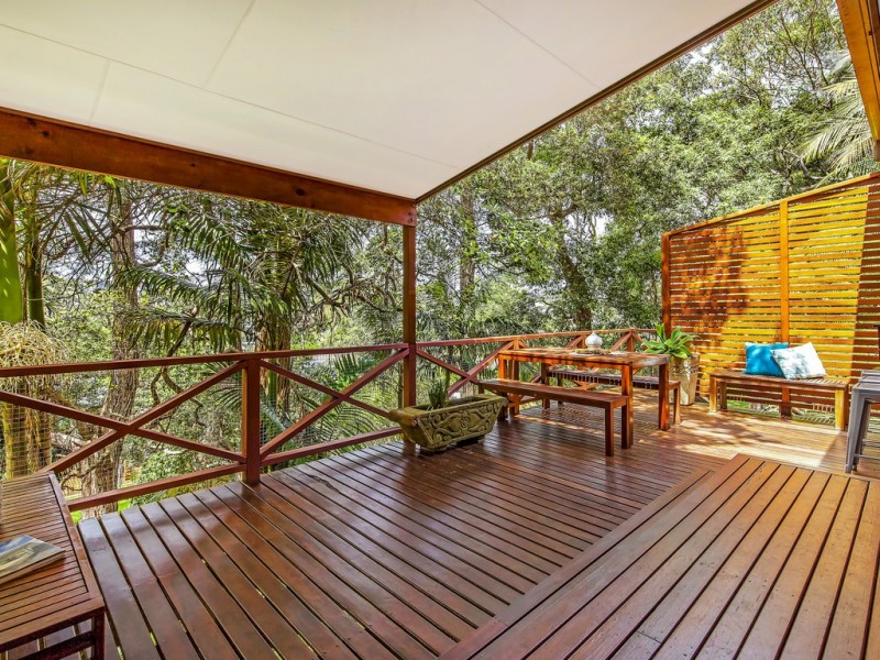 11 Easter Parade, North Avoca NSW 2260