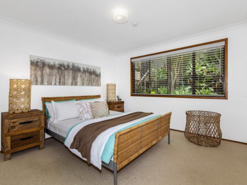11 Easter Parade, North Avoca NSW 2260