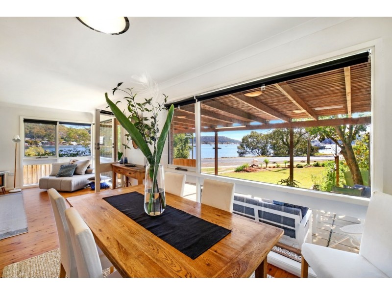 8 Pretty Beach Road, Pretty Beach NSW 2257