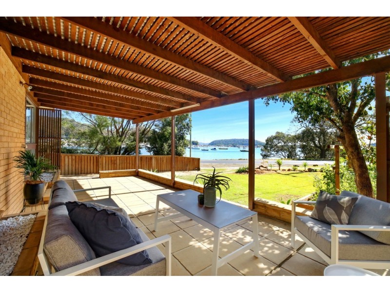 8 Pretty Beach Road, Pretty Beach NSW 2257