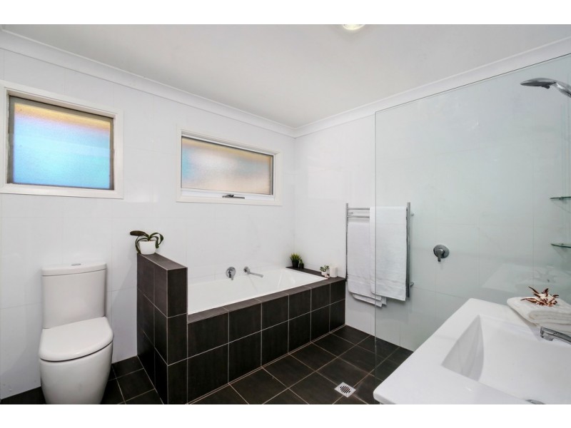 8 Pretty Beach Road, Pretty Beach NSW 2257