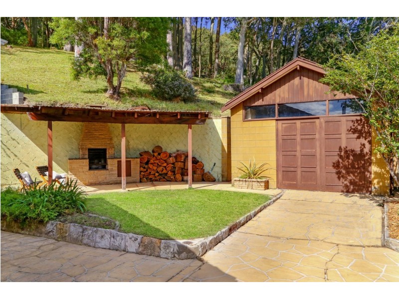 8 Pretty Beach Road, Pretty Beach NSW 2257