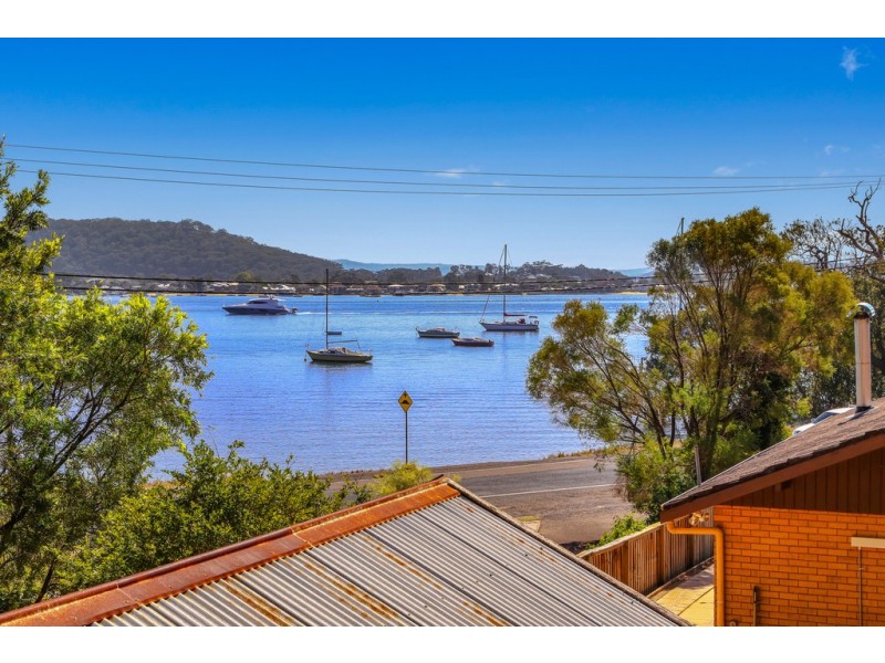 8 Pretty Beach Road, Pretty Beach NSW 2257