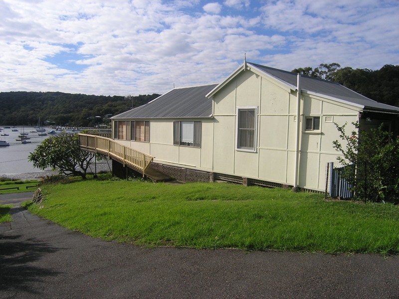 134 Araluen Drive, Hardys Bay NSW 2257