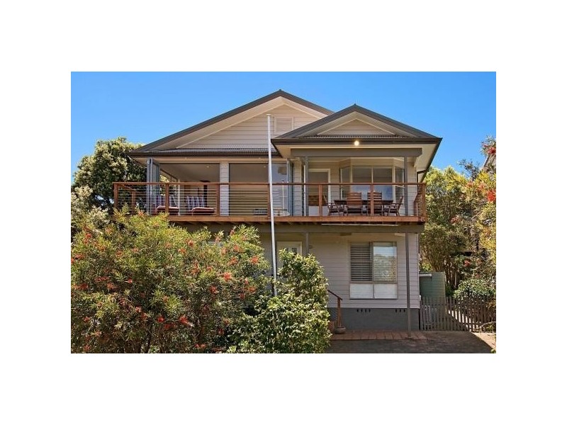 17 Pauline Avenue, Killcare Heights NSW 2257