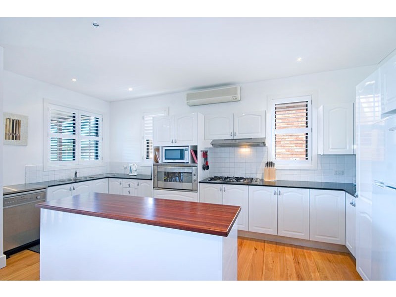9 Venice Road, Pretty Beach NSW 2257
