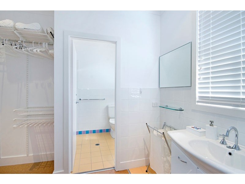 9 Venice Road, Pretty Beach NSW 2257