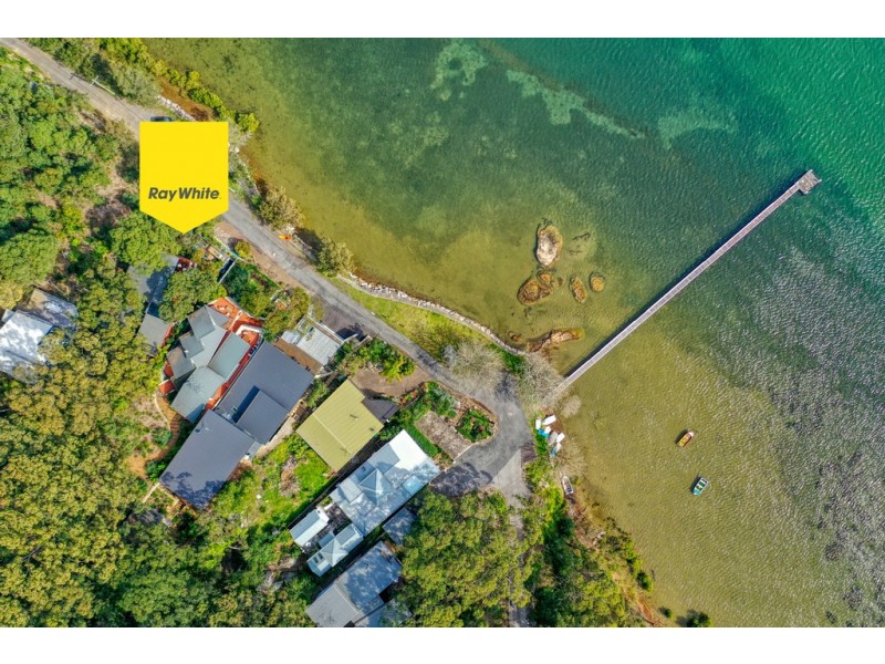 13 Hardys Bay Pde, Killcare NSW 2257