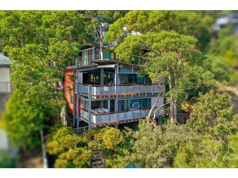 13 Hardys Bay Pde, Killcare NSW 2257