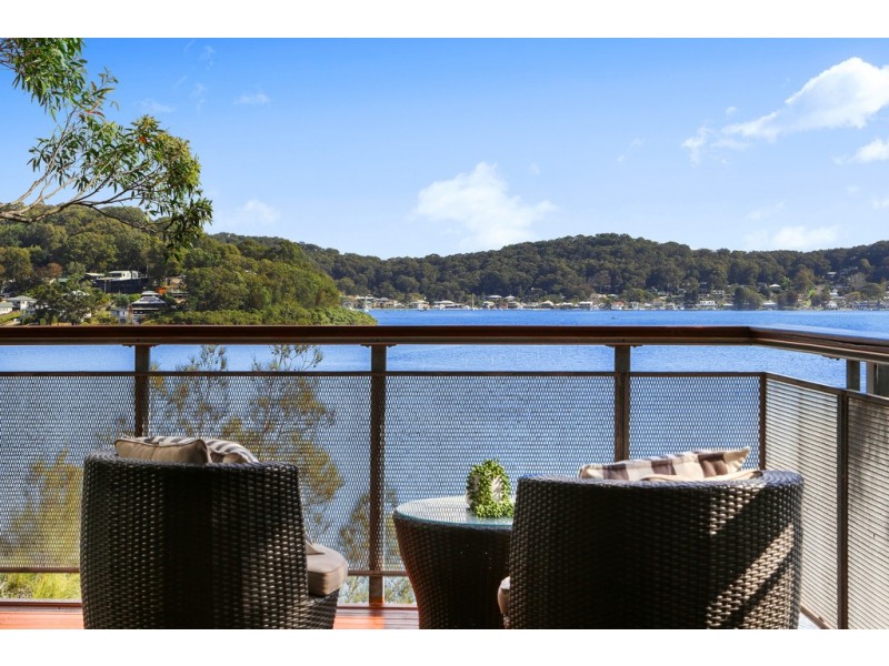 13 Hardys Bay Pde, Killcare NSW 2257
