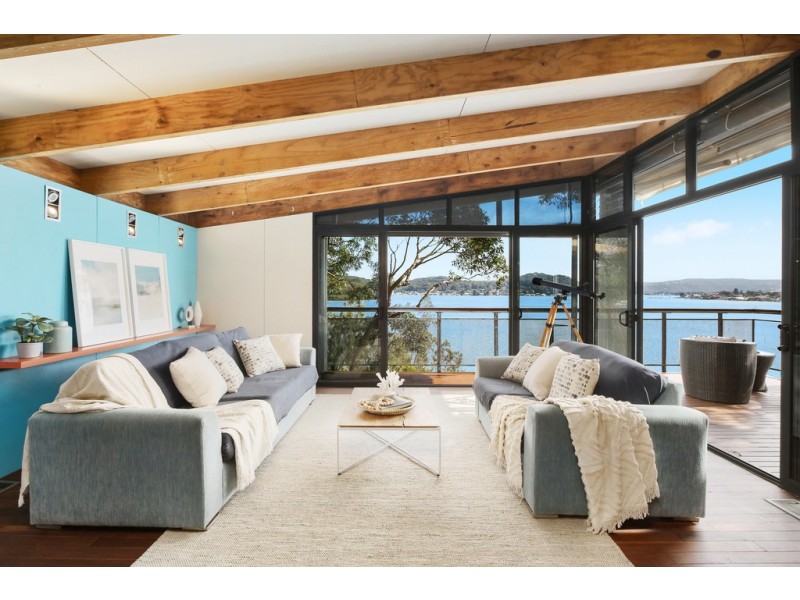 13 Hardys Bay Pde, Killcare NSW 2257