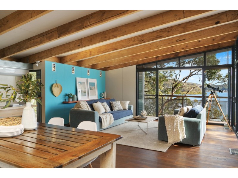 13 Hardys Bay Pde, Killcare NSW 2257