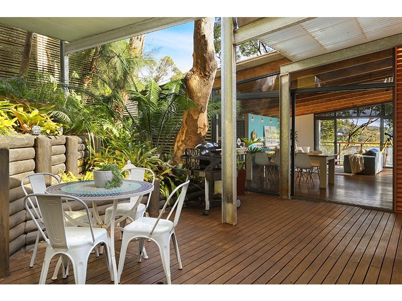 13 Hardys Bay Pde, Killcare NSW 2257