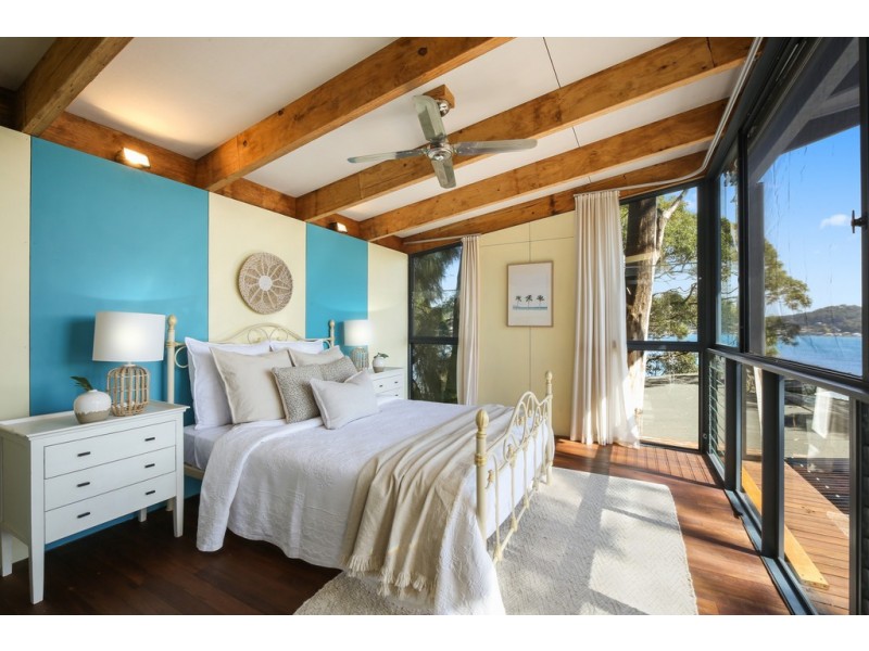 13 Hardys Bay Pde, Killcare NSW 2257