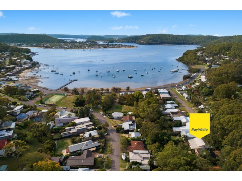 19 Como Parade, Pretty Beach NSW 2257
