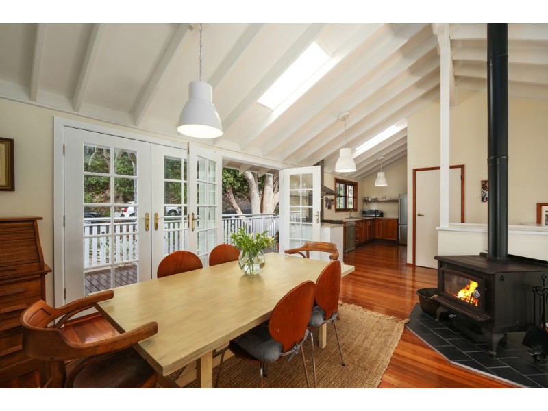 19 Como Parade, Pretty Beach NSW 2257