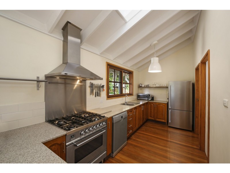 19 Como Parade, Pretty Beach NSW 2257