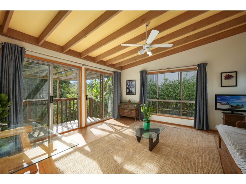 19 Como Parade, Pretty Beach NSW 2257