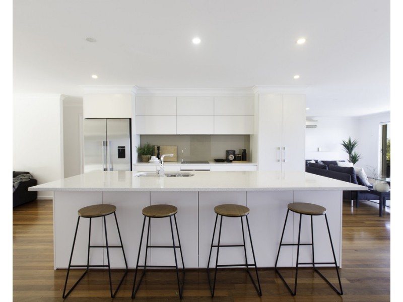 13 Macdonald Street, Killcare Heights NSW 2257