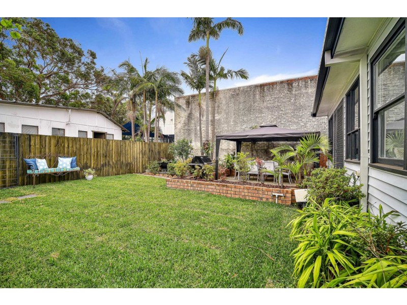443 Ocean Beach Rd, Umina Beach NSW 2257