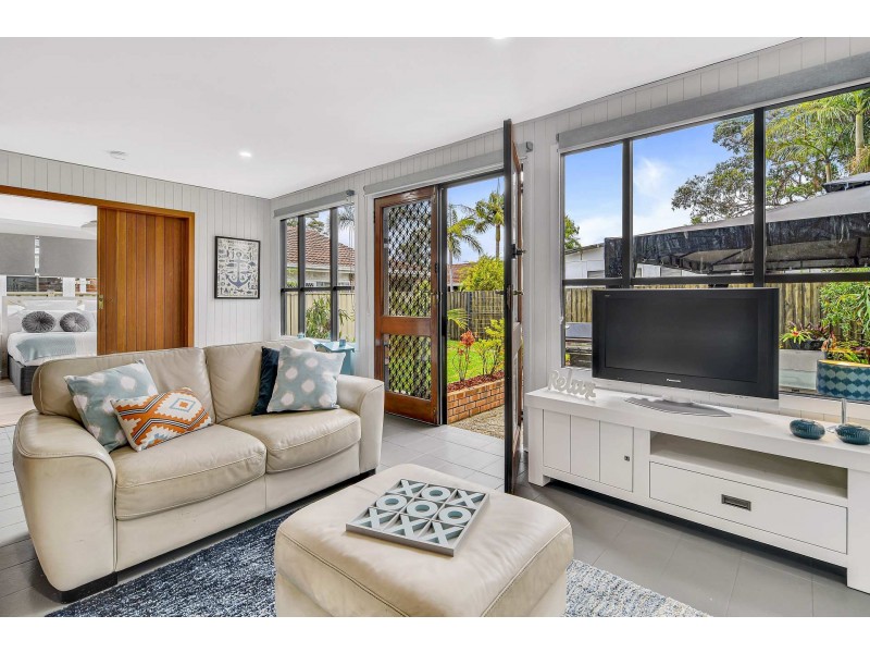 443 Ocean Beach Rd, Umina Beach NSW 2257