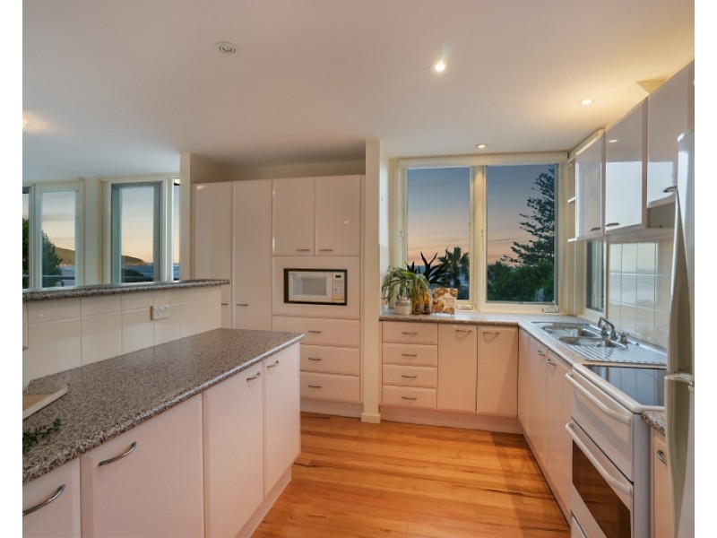 2a Patricia Place, Killcare NSW 2257