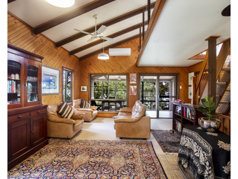 40 Hardys Bay Pde, Killcare NSW 2257