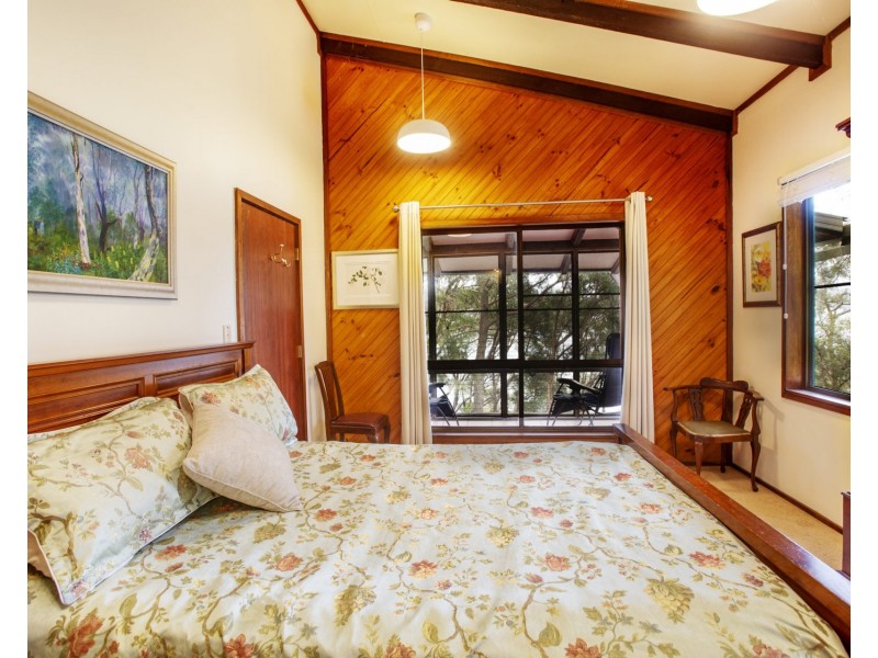 40 Hardys Bay Pde, Killcare NSW 2257
