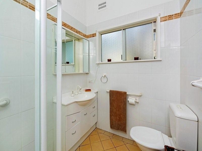 106 Araluen Drive, Hardys Bay NSW 2257