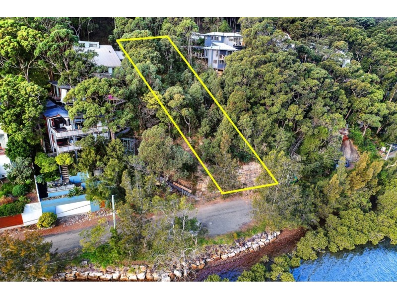 15 Hardys Bay Parade, Killcare NSW 2257