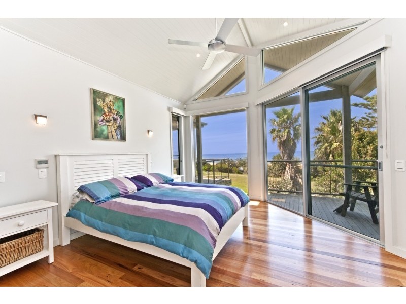 74 Beach Drive, Killcare NSW 2257