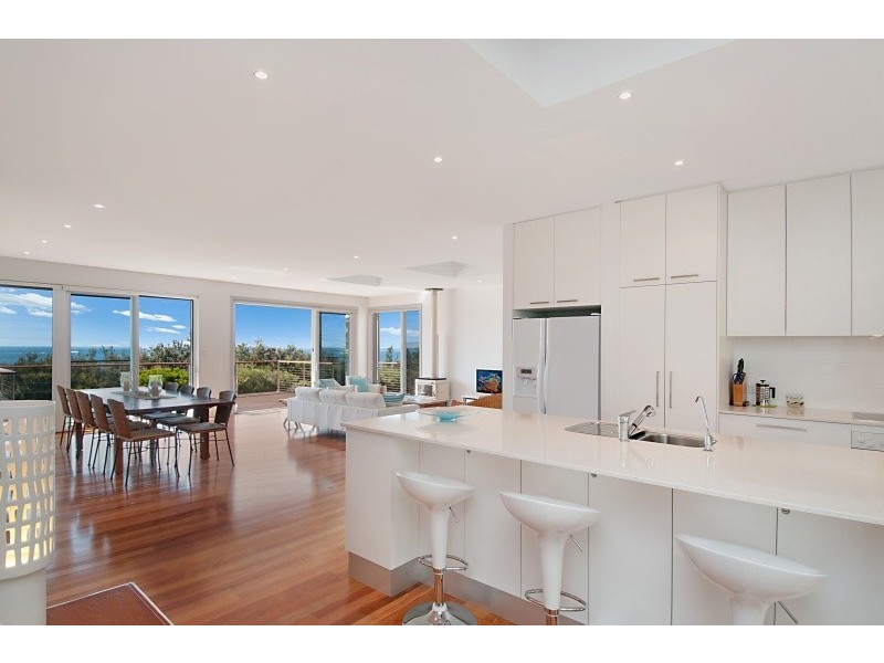 56 Beach Drive, Killcare NSW 2257