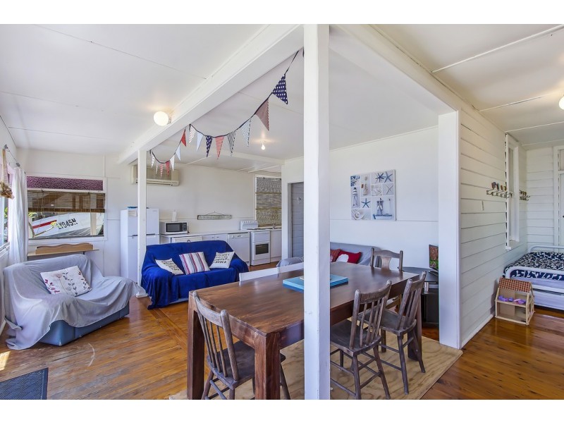 21 Pretty Beach Road, Pretty Beach NSW 2257