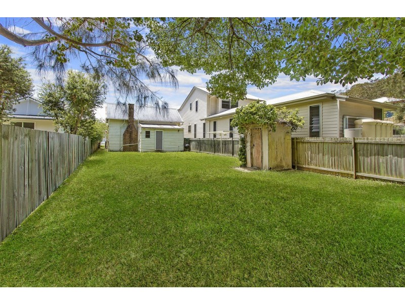 21 Pretty Beach Road, Pretty Beach NSW 2257