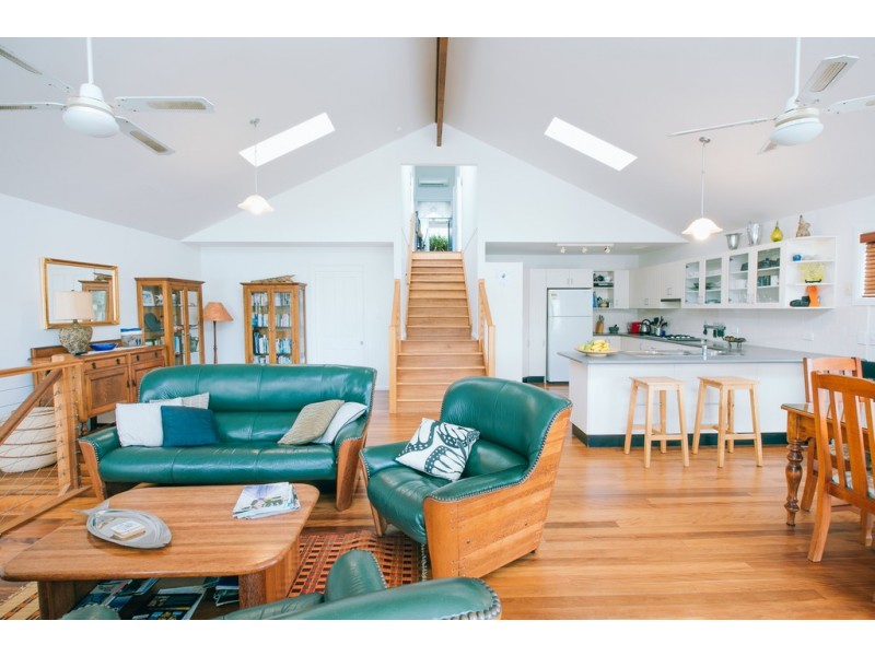 12 Fishermans Parade, Daleys Point NSW 2257