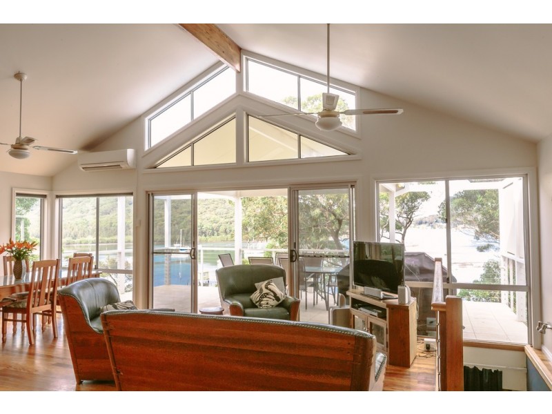 12 Fishermans Parade, Daleys Point NSW 2257